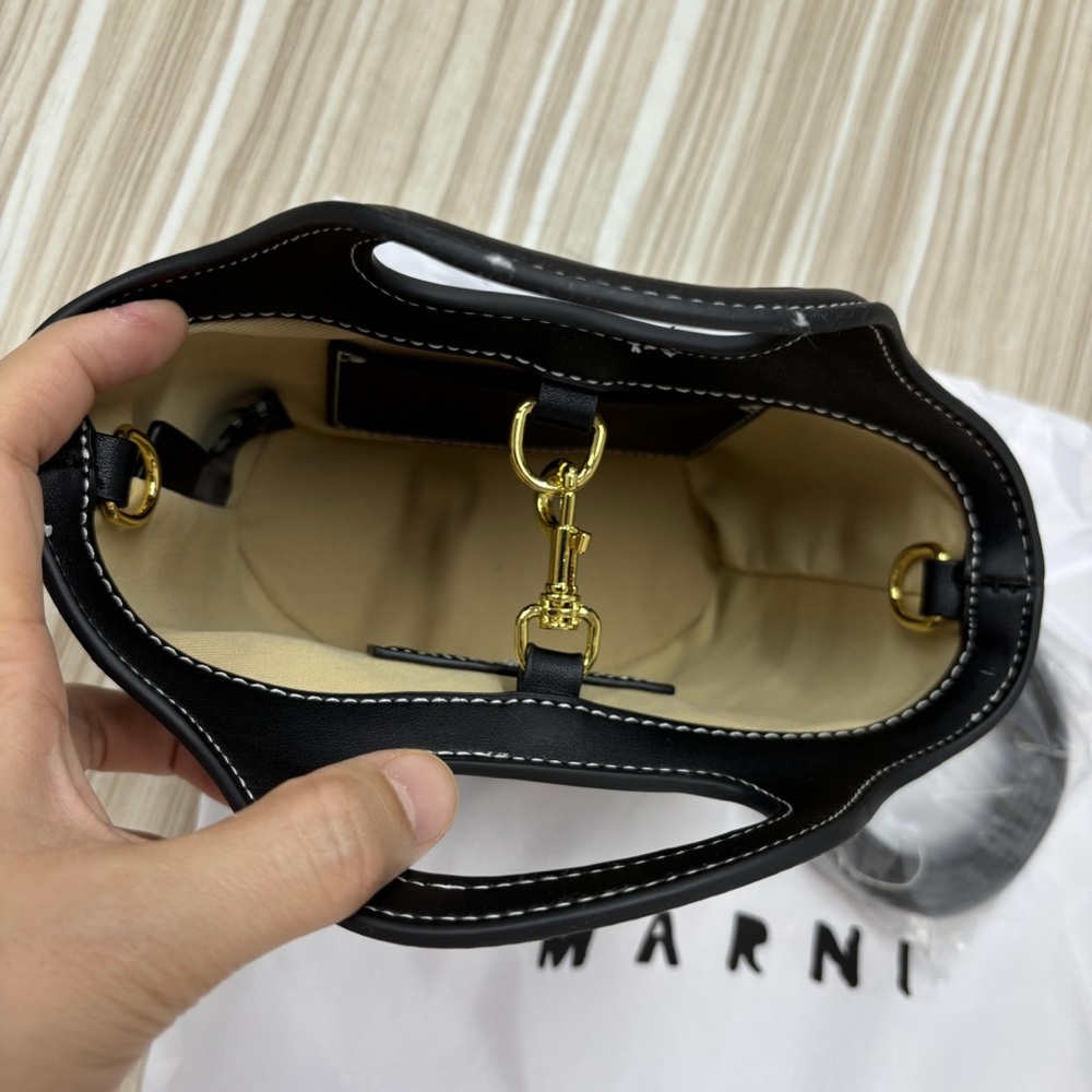 MARNI black leather shoulder bag 15*13cm - Picture 3 of 6